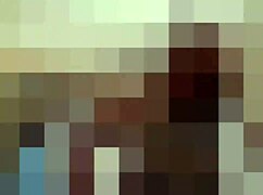 ¡Luces sexy en tacones y vestido para humillación!