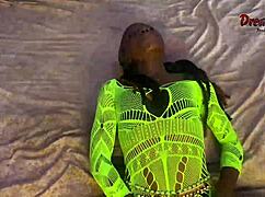 vera knows how to satisfy herself with toy and big dickk