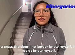 Vay be erkek arkadaşım en yakın arkadaşıma siktirdi ben de kalın iri yarrakla ona geri siktirdim