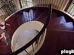 היי, רוצים לראות את המילף בתחת גדול ופומה אסייתית מפשיטות תחתונים חמים?