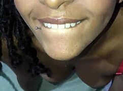 Novinha opened her legs for the big dick almost couldn't take it