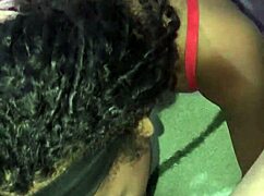 Novinha opened her legs for the big dick almost couldn't take it