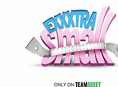 Drobna 18+ przyrodnia siostrzyczka dostaje cipkę rozjebaną przez monstrualnego kutasa w ryzykownym goth seksie