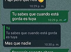 i'm heating up my girlfriend on whatsapp, and she gives me twerks