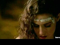 جايد تايلور تذهل بصدرها الكبير في الماجيشنز 2015-2016!