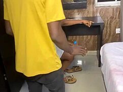 How I sneaked a quickie with gateman while husband’s away 😜