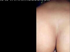 הנה אני דופק כוס רטובה של עמיתה לטינה בזמן שהיא בוגדת