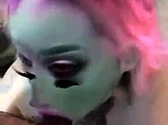 Rakastan imeä sitä kyrpää kurkkuun asti, sanoo sluty Allen