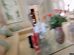 Kote anak tiri saya sentiasa sedia untuk saya