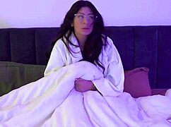 sad guy gets wet pussy therapy from busty latina cami strella