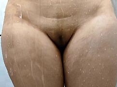 bailey quinn taking bath episode three