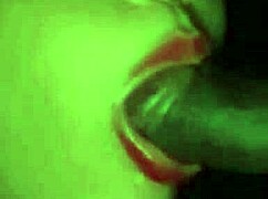 Pyszna Azjatka rucha bez gumki z czarnym kutasem!