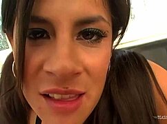 pravi glej to razuzdano brineto ki obdrži visoke pete med orjenjem v vseh položajih