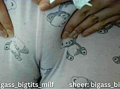 Pajama masturbation with big ass Arab teen