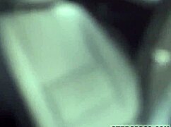 Horká blond 18+ ztrácí panenství v tvrdém šukání k narozeninám