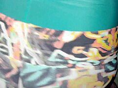 she says, 'ganhou mais uma calça e body novos trying on lycra'