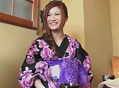 Man, Asian hottie Ruri Kikukawa slurps juice off his cock!