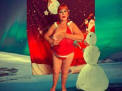 Oma Carmen Claus liefert klassische Weihnachts-Blowjob-Action