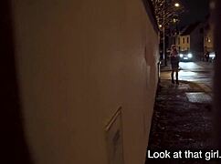 Чувак, год не трахался, давай сейчас исправим