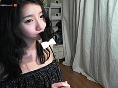 Seo Yun Mi's captivating video performance.