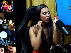 i love how didy reis shows her tits during the podcast and rui licks them