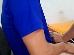 Curve marocană futută tare de șeful ei în sex anal brut