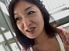 Ξανθιές Holly Heart και η φίλη της ασχολούνται με έντονη λεσβιακή δράση