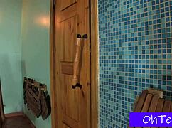 Fit Girl Gets Pussy Stretched After Workout