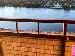 Ofis kızı iş sonrası kuzeninin sikini sertçe binerek beceriyor