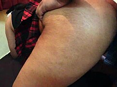 incliné a la malaya de culo grande para perrito por mi tío político