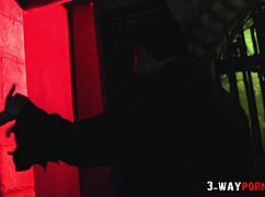 Stacey Saran y Sofia Valentine en trío anal con facial y follada en culo