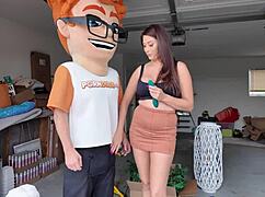 From browsing to plowing, how Lola Pearl's garage sale turned into an everything must go event.