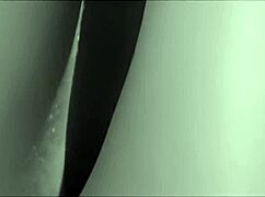 सूरज के नीचे बोट पर सेंसुअल लेस्बियन चुदाई 🌊