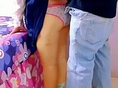 Lyukat Fúrtam a Szomszéd Falába, és a Szűk Punciban Kötöttem Ki