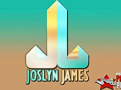 joslyn james, sexy cougar babe, kissing beautiful brunettes