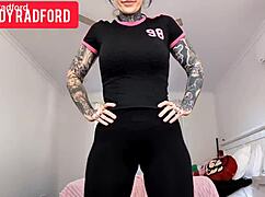 MILF en leggings transparentes Melody Radford follada