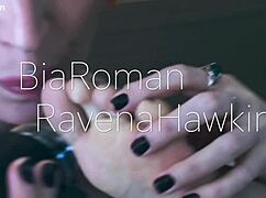 I love being tied up while my feet get worshipped 😍