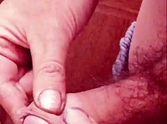 my quick foreskin handjob feels so damn good