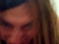 Chica trans moans in pleasure