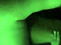 年轻绿帽奴吃大屌狠插深喉