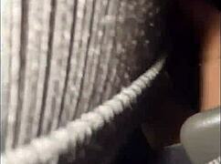 lovagolok a nagy farkán az autóban