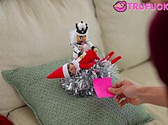 My Free Use Christmas Elves Bianca, Kimmy Kimm, Parker Ambrose, Sawyer Cassidy Get Hardcore Banged