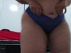 Jaká horká děvka Vivi Guedez dostává masáž venku