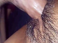 For helvede, malay pige kneppet hårdt af monster pik!