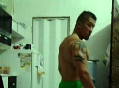 Check out Vloog's fitness preparation! 💪