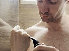 헬스장 후 땀난 털난 겨드랑이 가슴 팔 트림해서 포토슈트 BTS