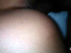 does she give herself in this hidden amateur candid pt3