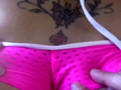 sammynew shows off her softcore ass solo