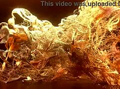 섹시 마른 레니스 다이아몬드 인터레이셜 DP 하면서 신음하고 오르가즘