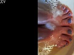 water day footfetish session with bbw milf amateurs